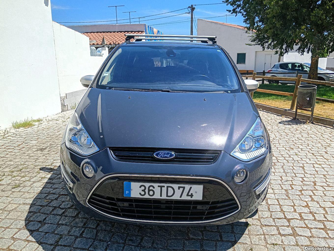 Ford S-Max Titanium 7 lugares — fotografia 8
