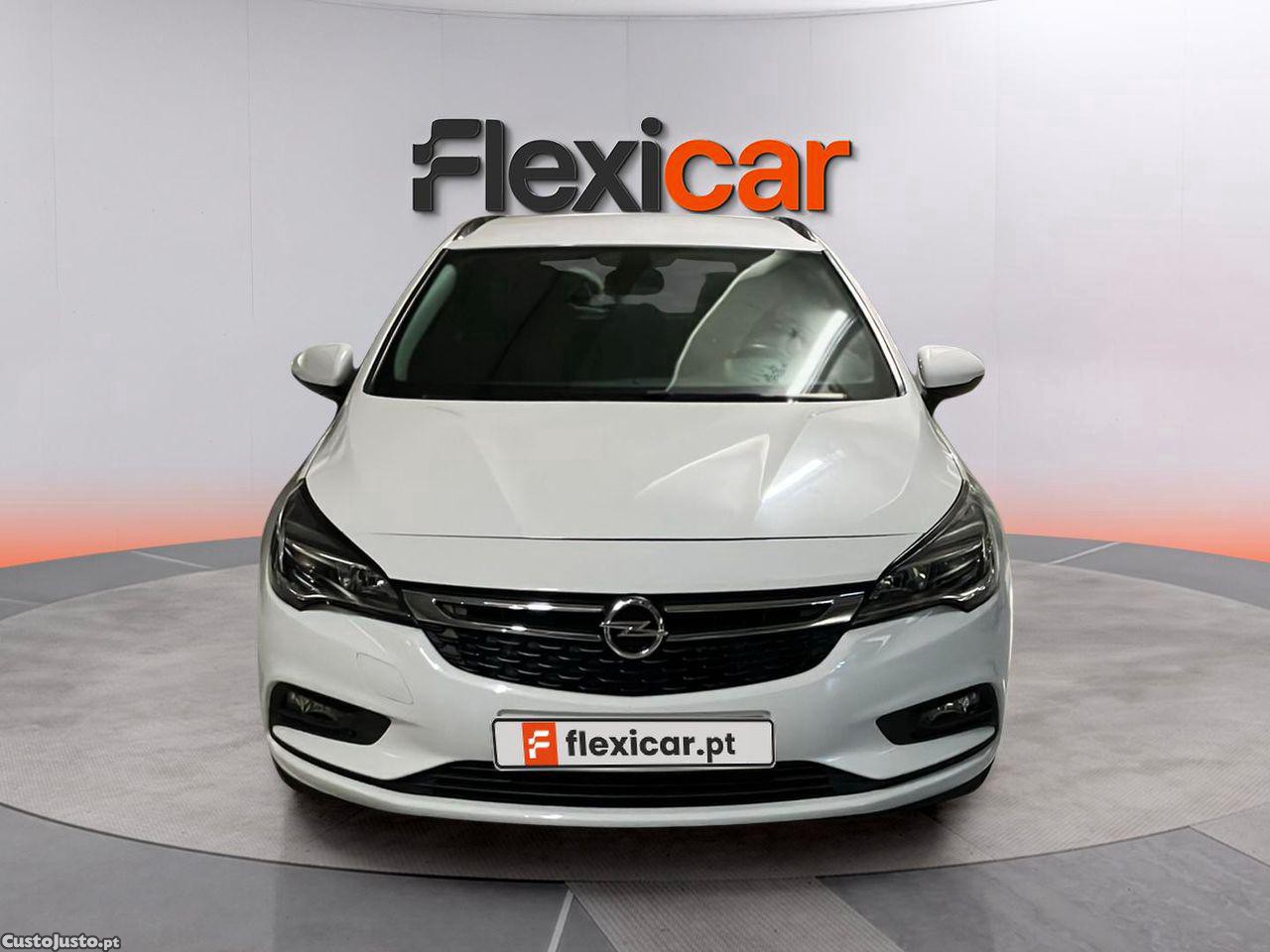 Opel Astra Sports Tourer 1.0 Dynamic Sport S/S — fotografia 18
