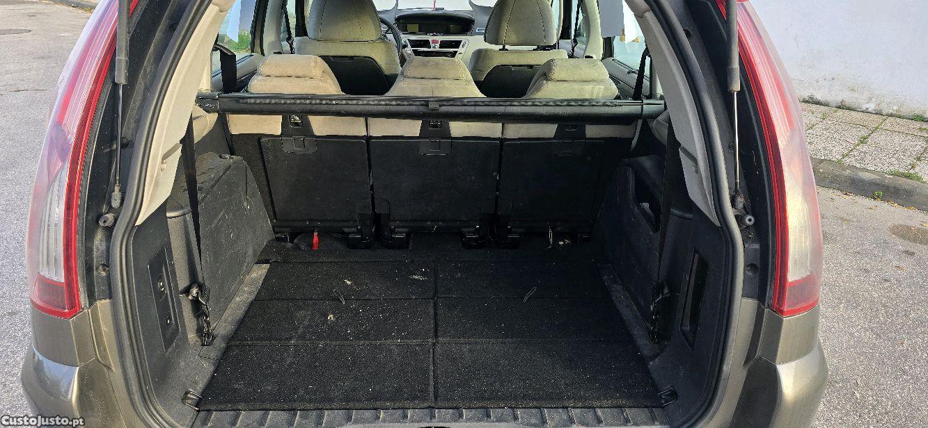 Citroën C4 Grand Picasso 7 lugares — fotografia 7