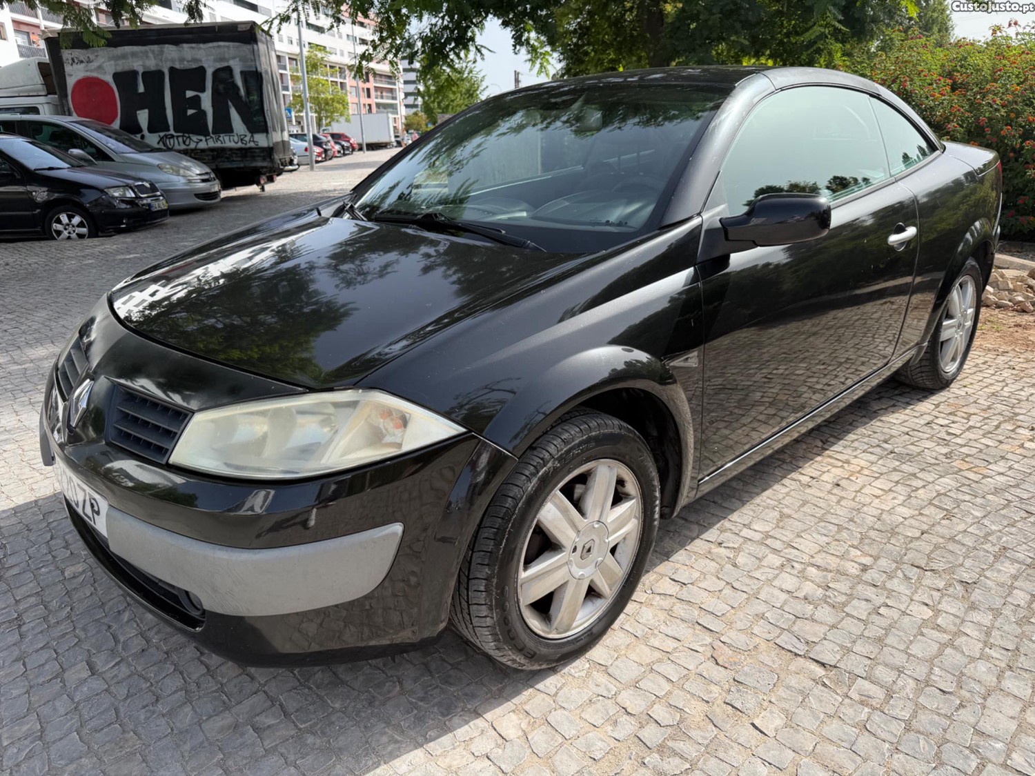 Renault Mégane 1.9 DCI — fotografia 16