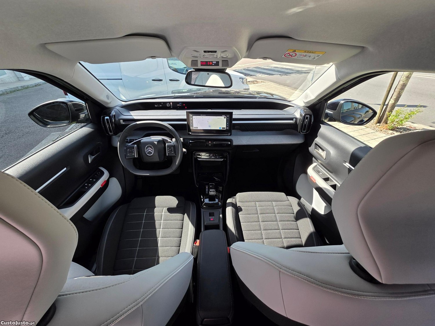 Citroën C3 1.2 Hybrid Max e-DSC6 — fotografia 5