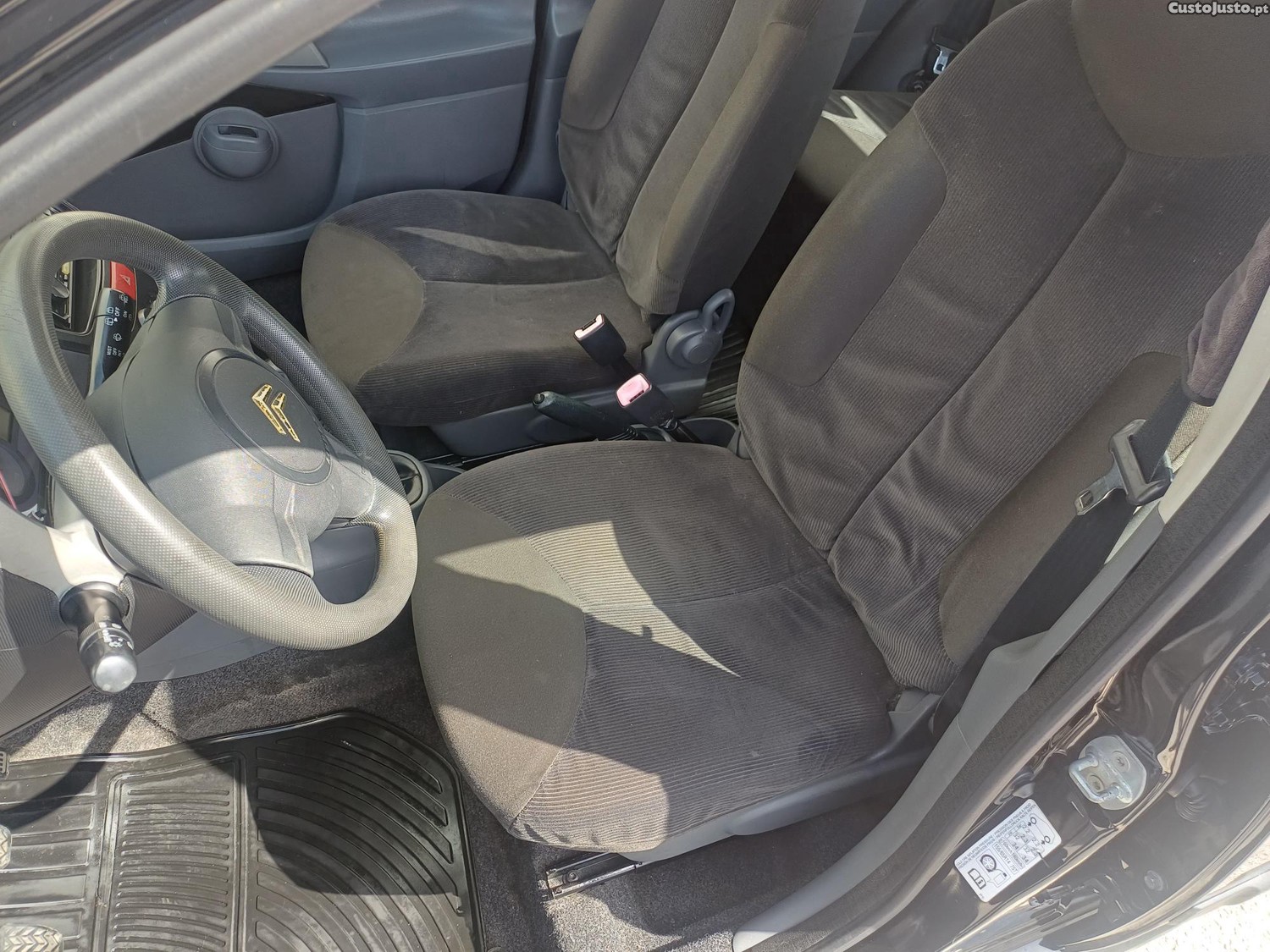 Citroën C1 1.0 gasolina — fotografia 9