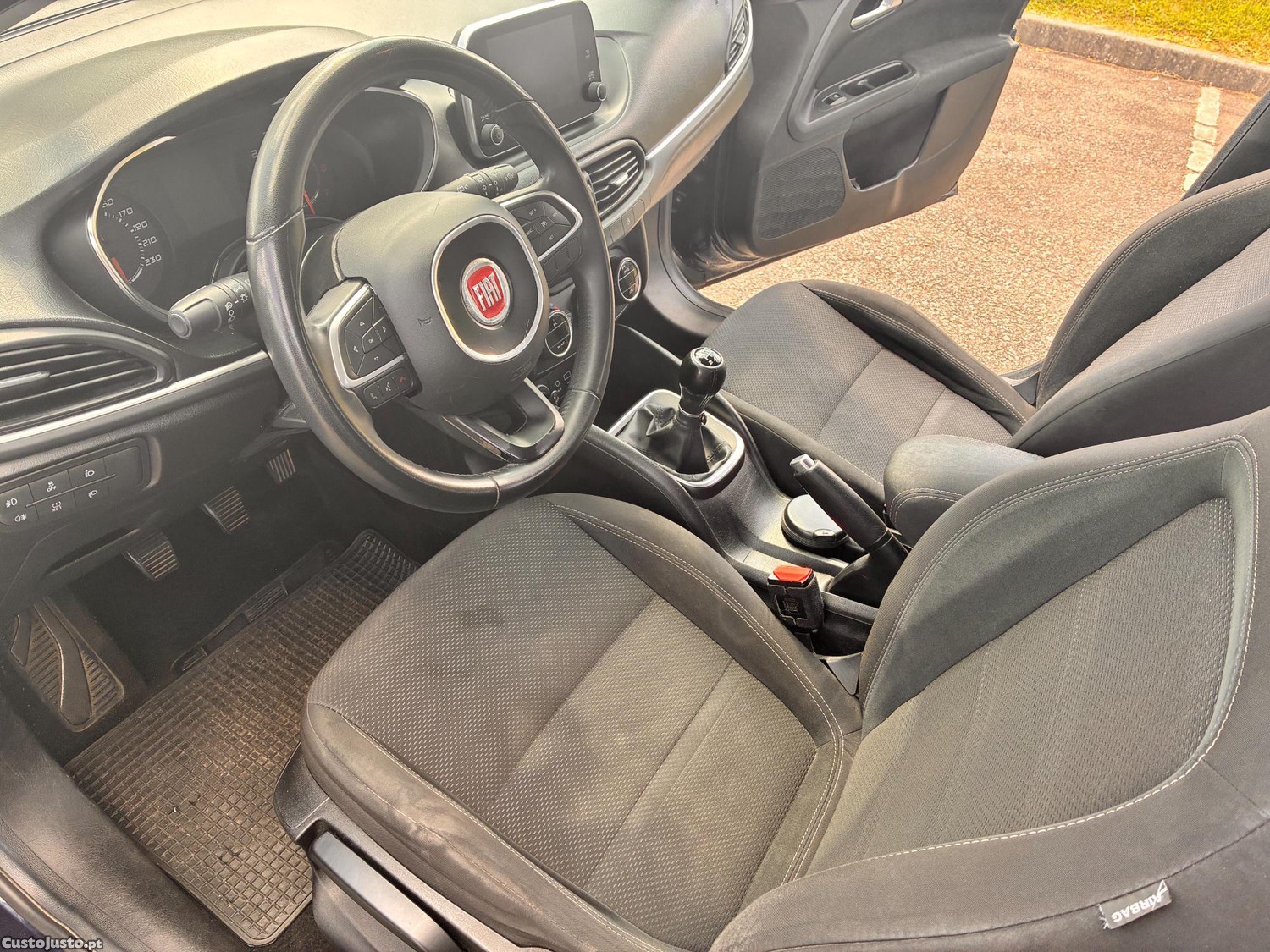 Fiat Tipo Station Wagon 1.3 MJET Lounge — fotografia 5