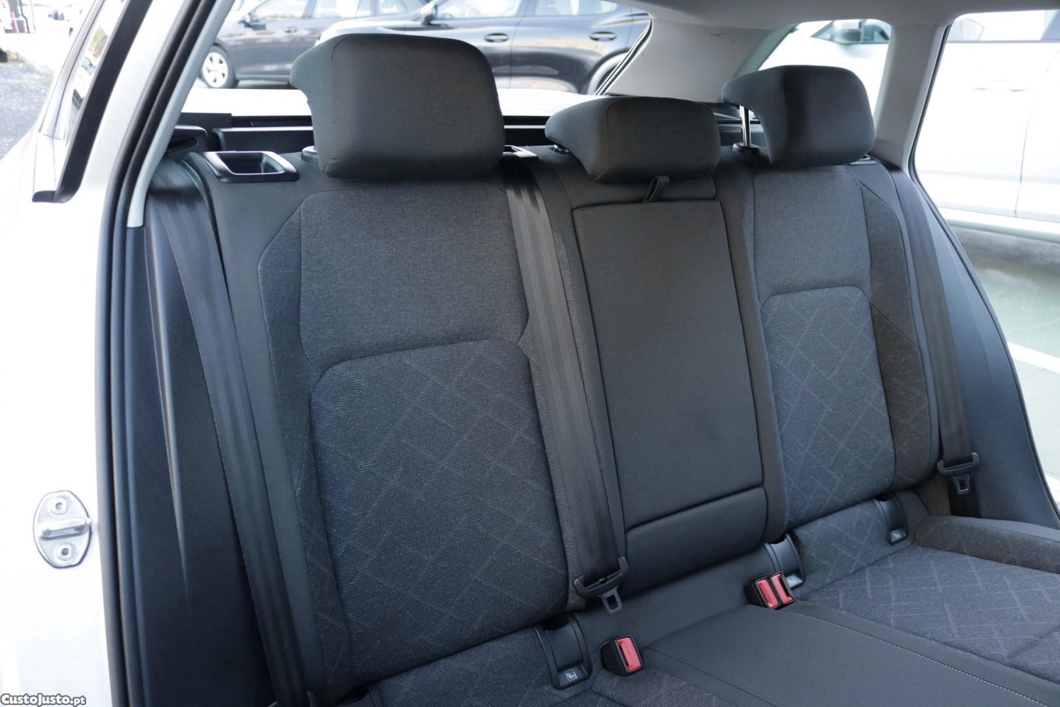 Volkswagen Golf Variant 2.0 TDI Life DSG 115cv — fotografia 37