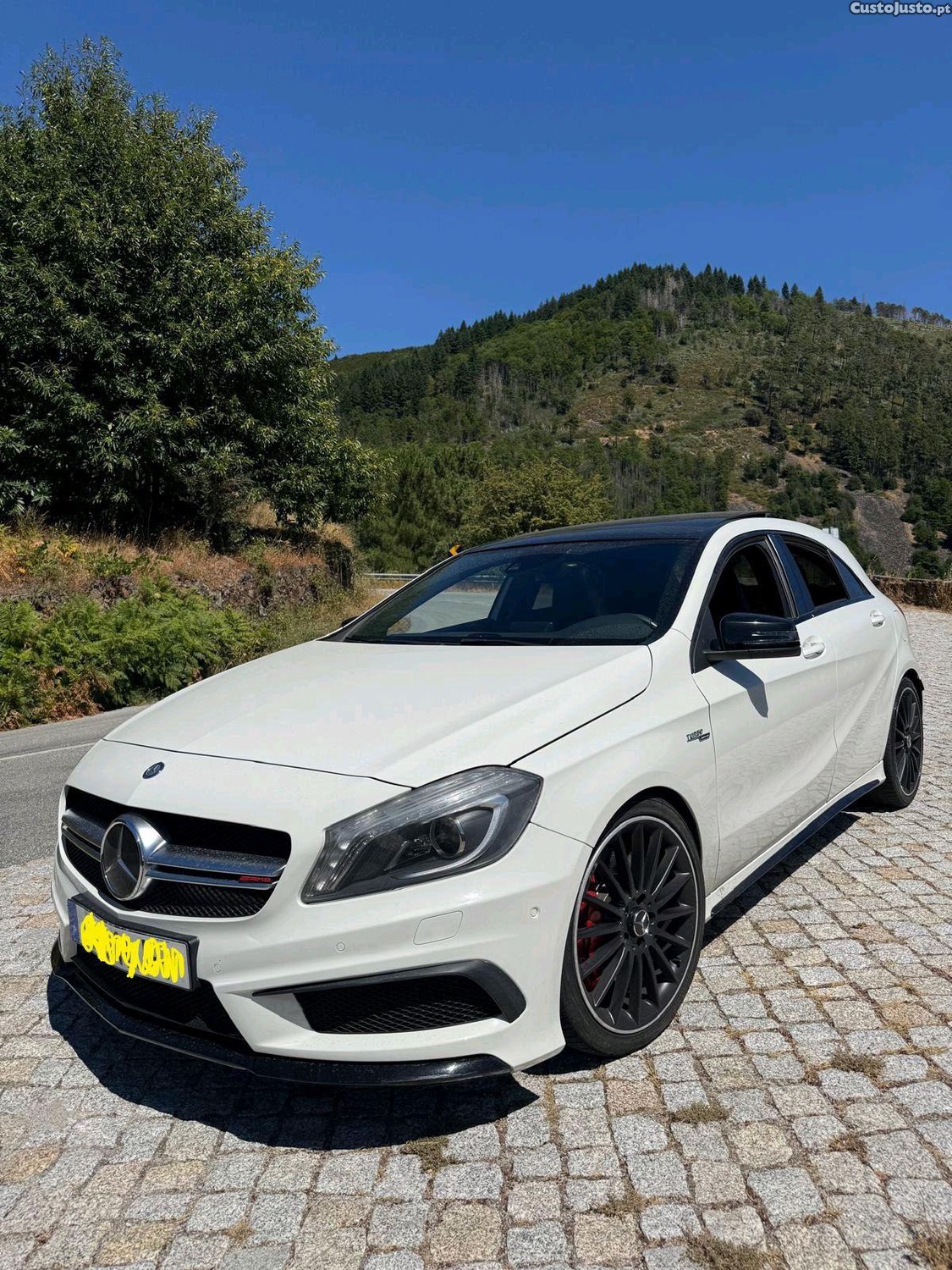 Mercedes-Benz A 45 AMG 361cv — fotografia 4