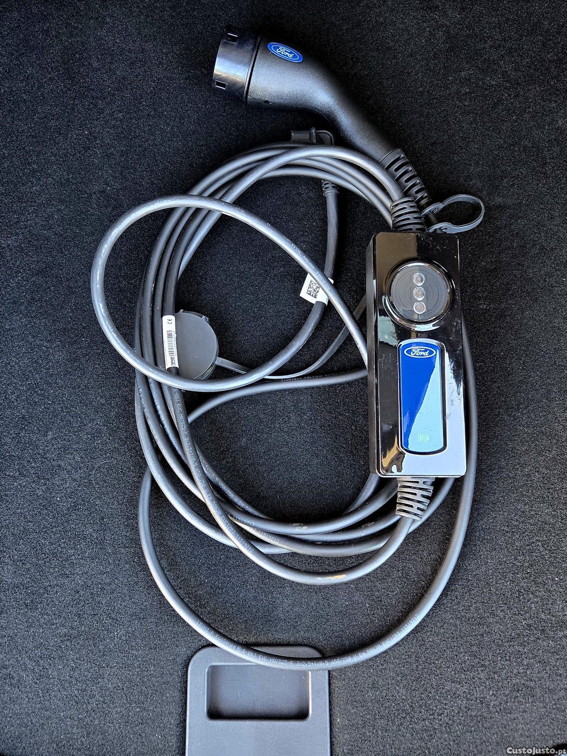 Ford Kuga PHEV 2.5 Plug-In Hybrid 225cv — fotografia 2