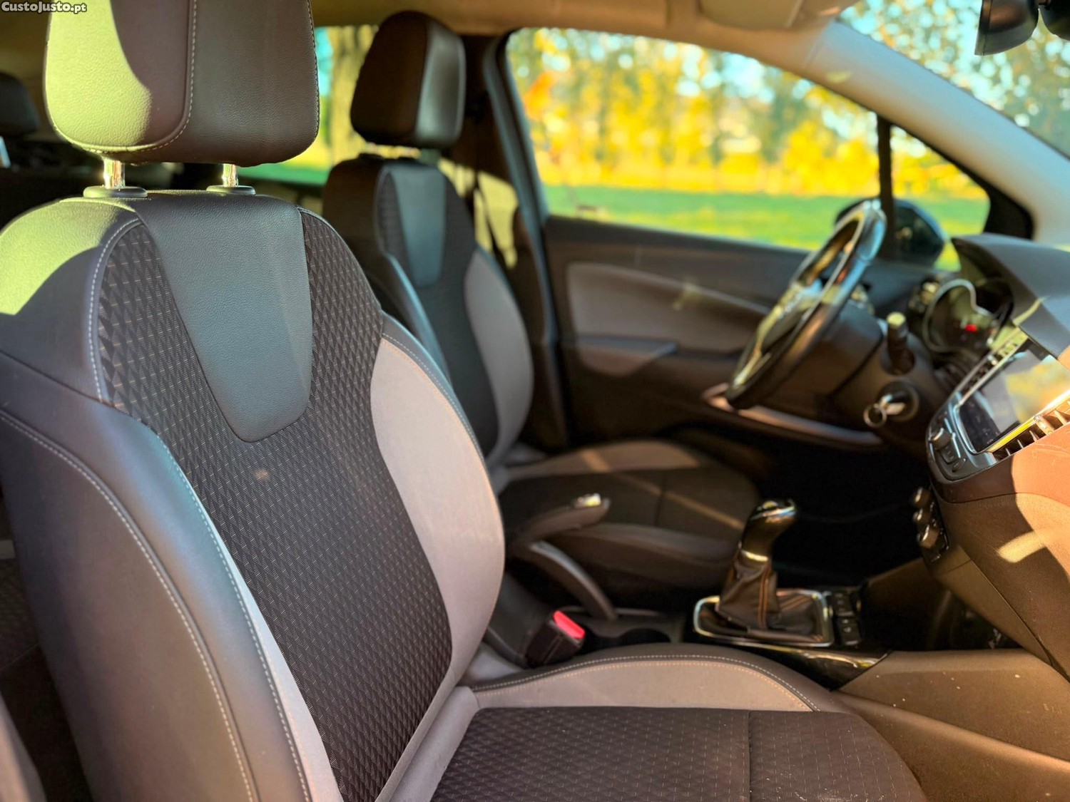 Opel Crossland X 1.2 Edition — fotografia 10