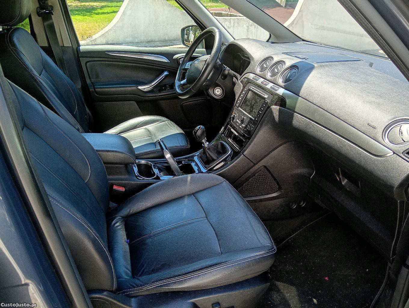 Ford S-Max Titanium 7 lugares — fotografia 4
