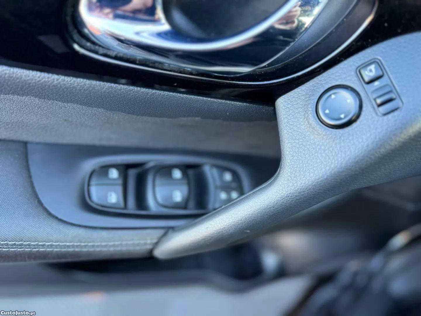 Nissan Qashqai 1.3 dig-t n-connecta j18 — fotografia 5