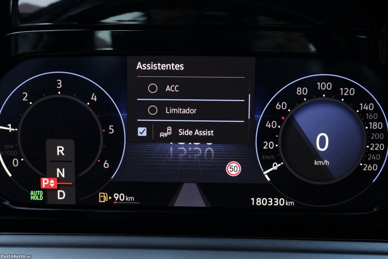 Volkswagen Golf Variant 2.0 TDI Life DSG 115cv — fotografia 17