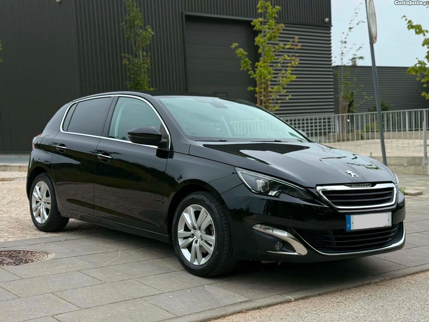 Peugeot 308 Allure 1.6HDI 120cv 5Lugares 211.000km — fotografia 9