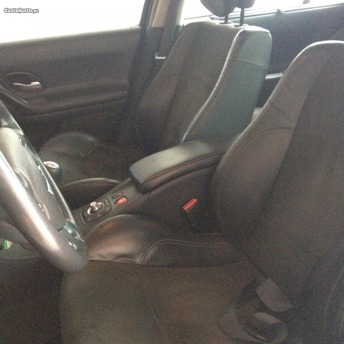 Renault Laguna break — photo 5