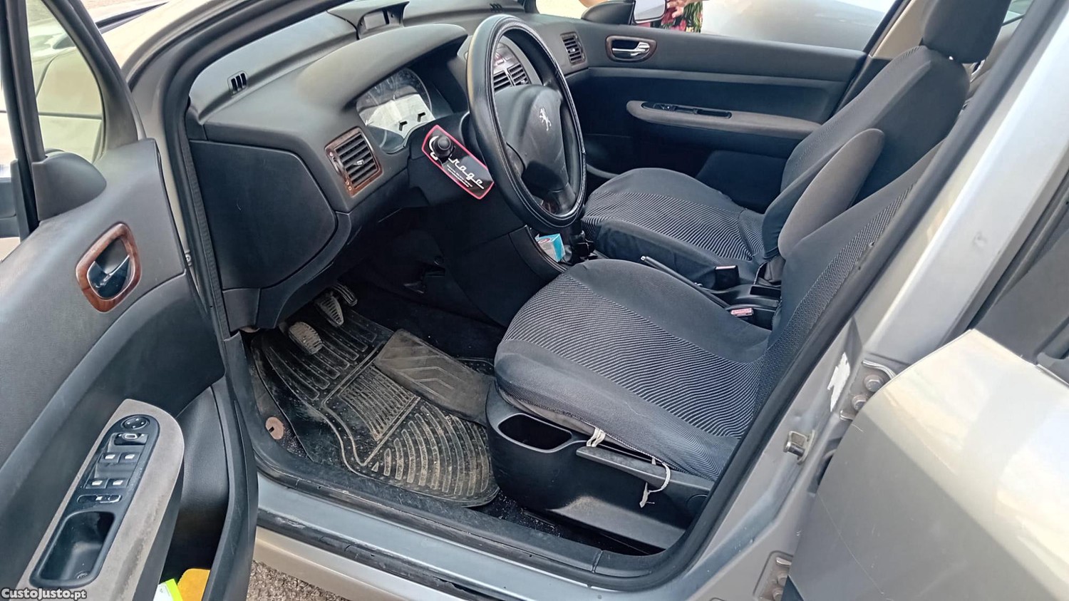 Peugeot 307 1.4 Gasolina — fotografia 4