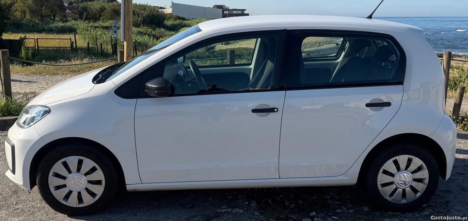 Volkswagen Up! 1.0 BlueMotion Move AC 60cv — fotografia 11