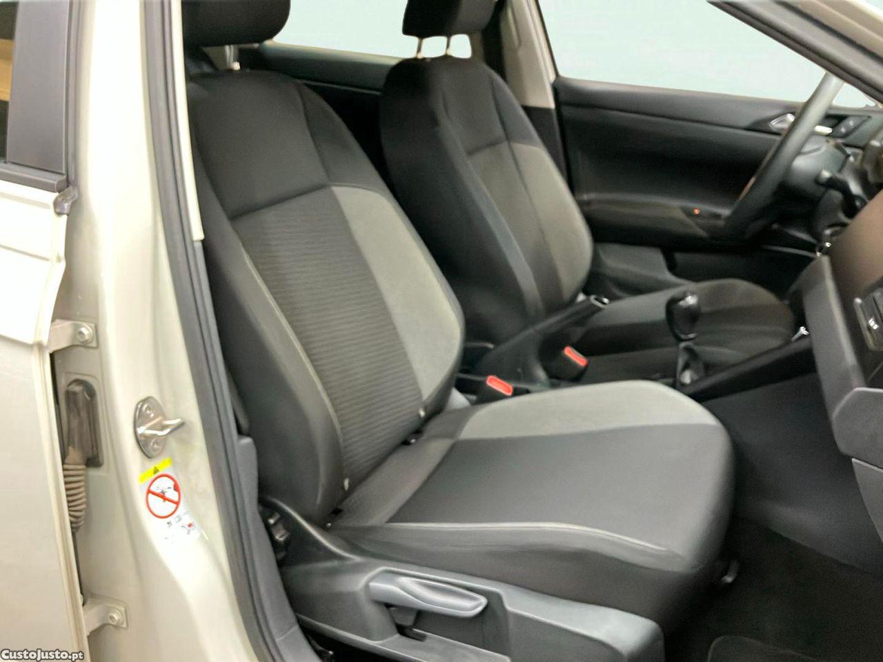 Volkswagen Taigo 1.0 TSI Life — fotografia 9