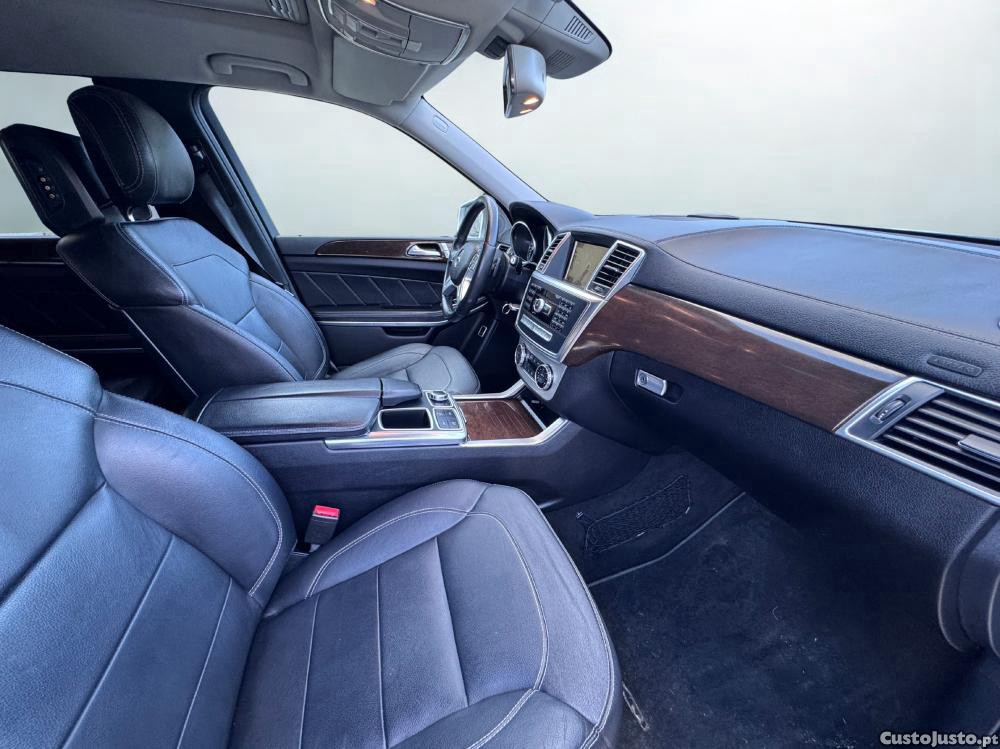 Mercedes-Benz GL 350 BlueTEC — fotografia 11