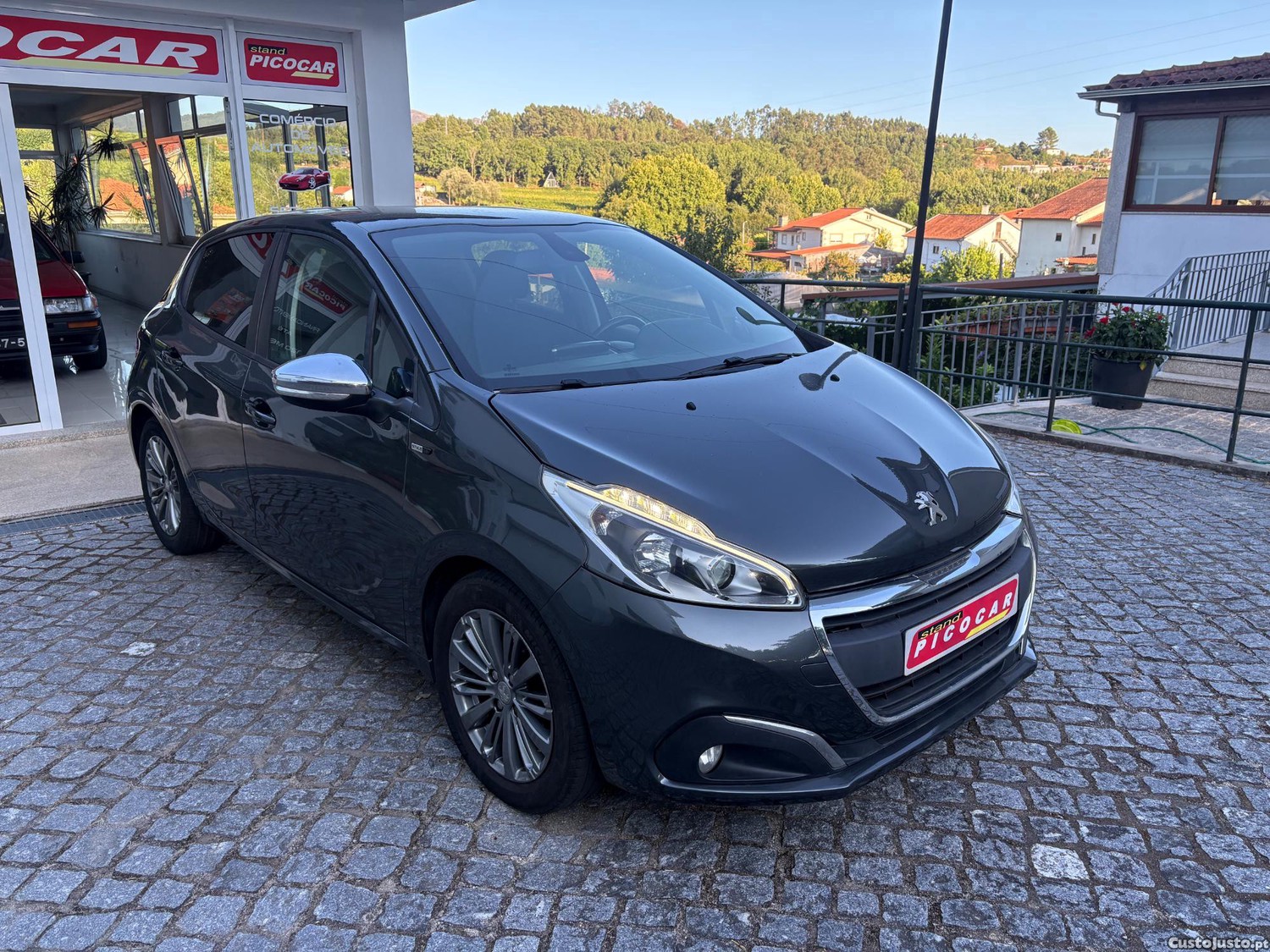 Peugeot 208 1.6 BlueHDi Style (Nacional) — fotografia 5