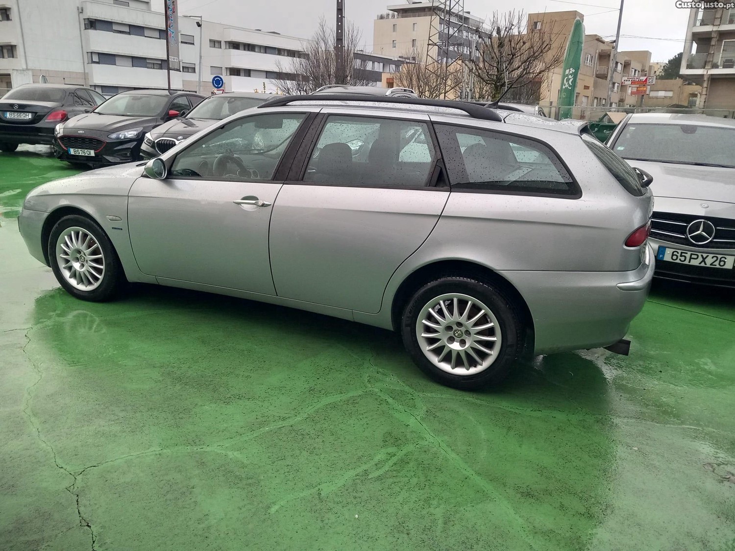 Alfa Romeo 156 Sportwagon 2.4 JTD - 03 foto 4