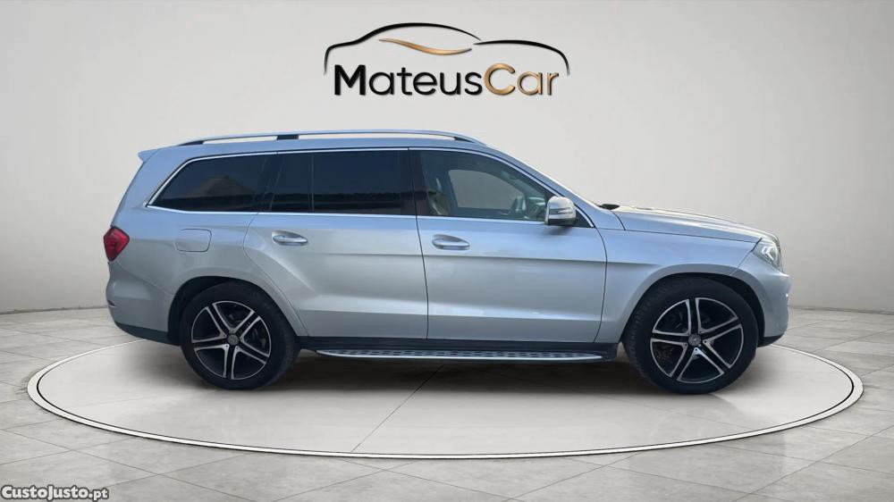 Mercedes-Benz GL 350 BlueTEC — fotografia 17