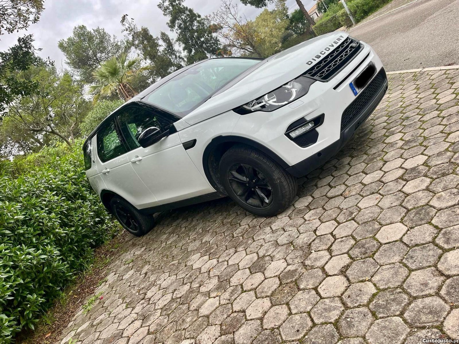 Land Rover Discovery Sport - 17 foto 5