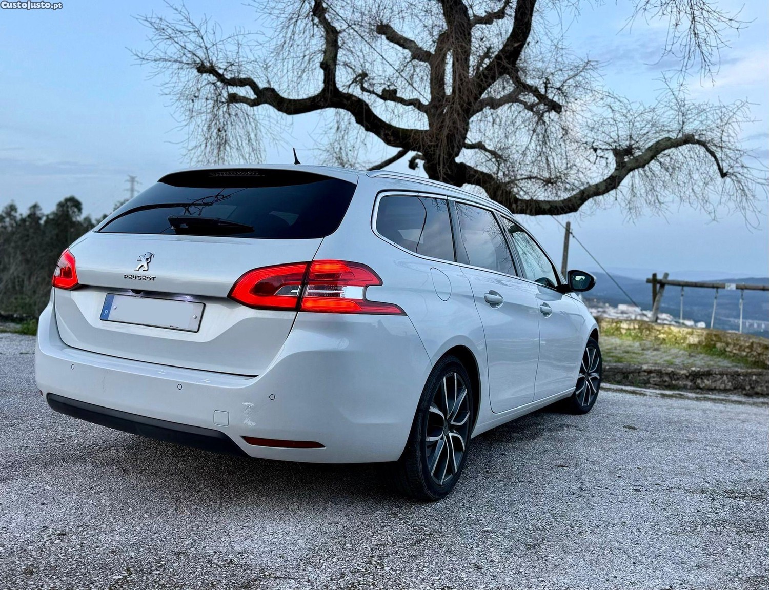 Peugeot 308 — fotografia 11