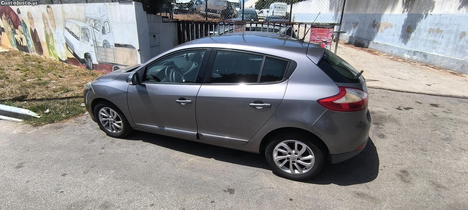 Renault Mégane 1.5 dci — fotografia 3
