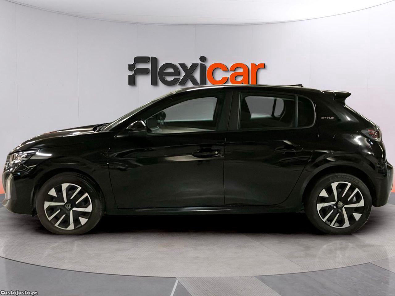 Peugeot 208 1.2 Hybrid Allure e-DCS6 — fotografia 19