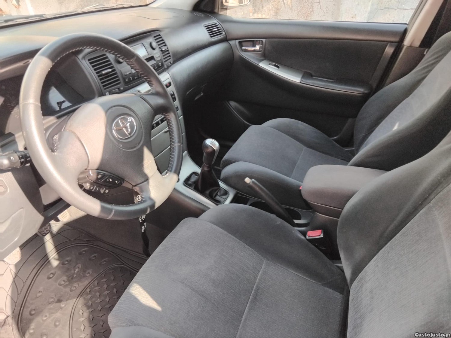 Toyota Corolla SW 1.4 vvti — fotografia 6