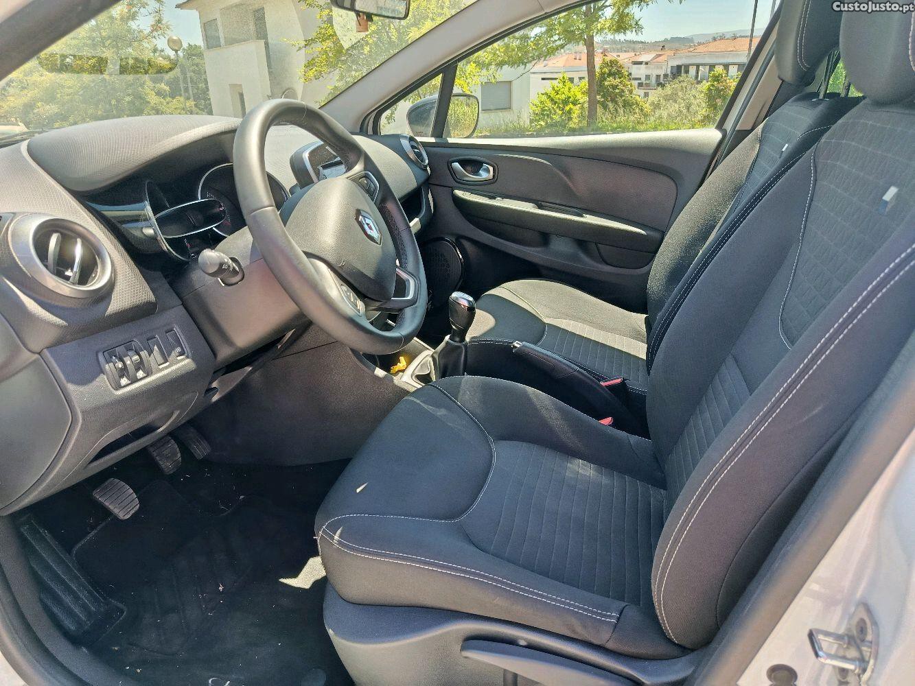 Renault Clio 0.9 TCE Limited — fotografia 6