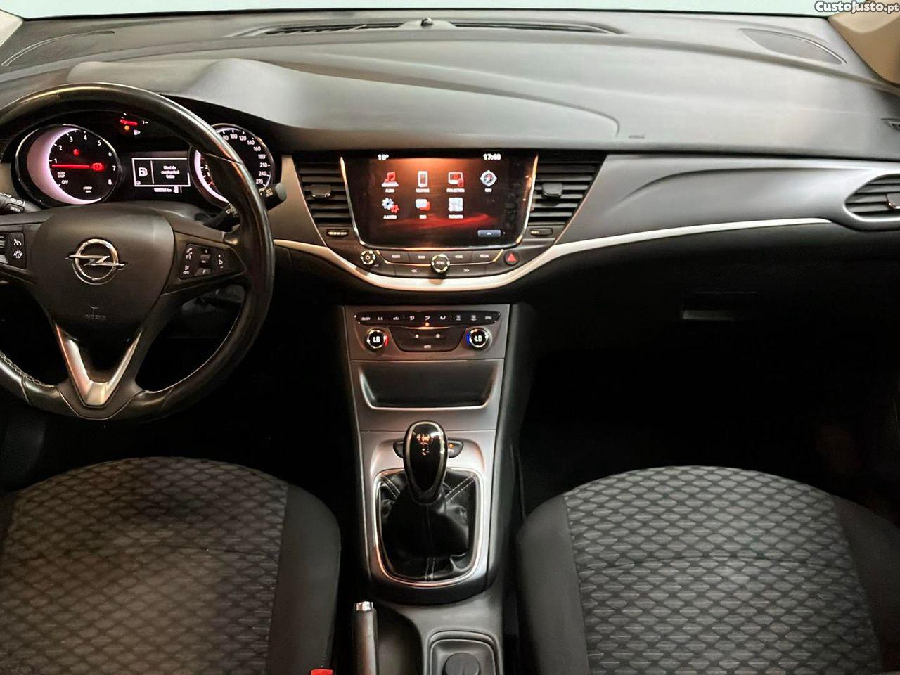 Opel Astra Sports Tourer 1.0 Dynamic Sport S/S — fotografia 13