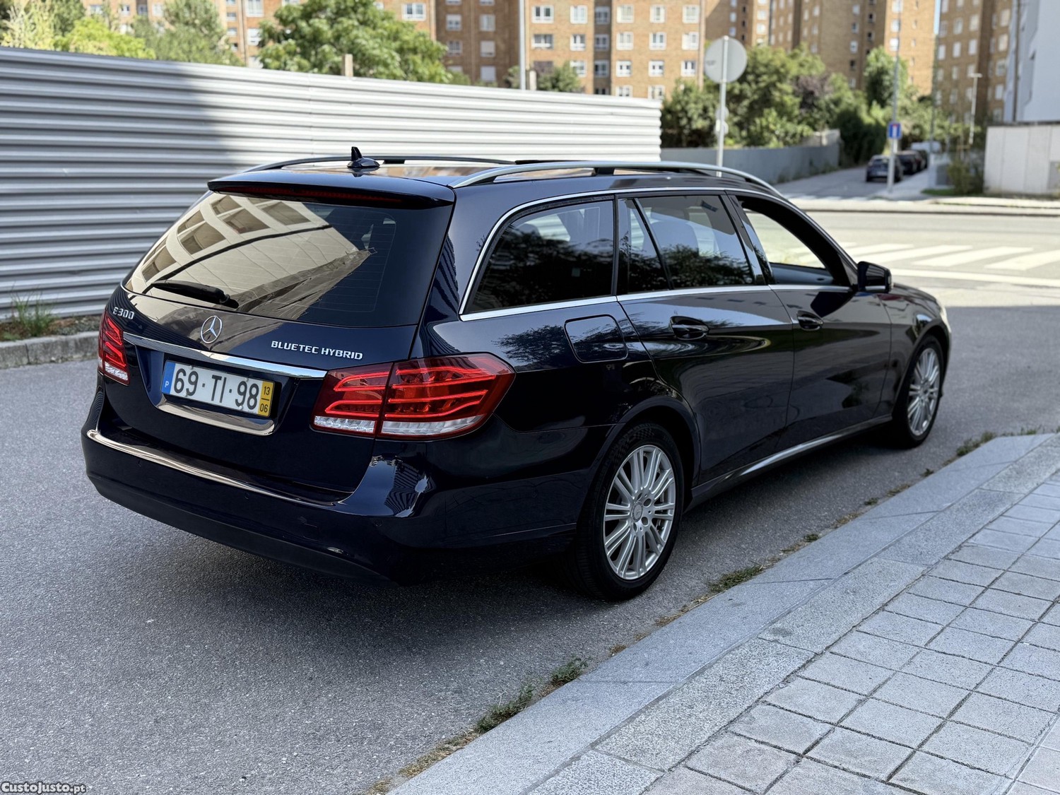 Mercedes-Benz E 300 BLUETEC HYBRID 231CV — fotografia 7