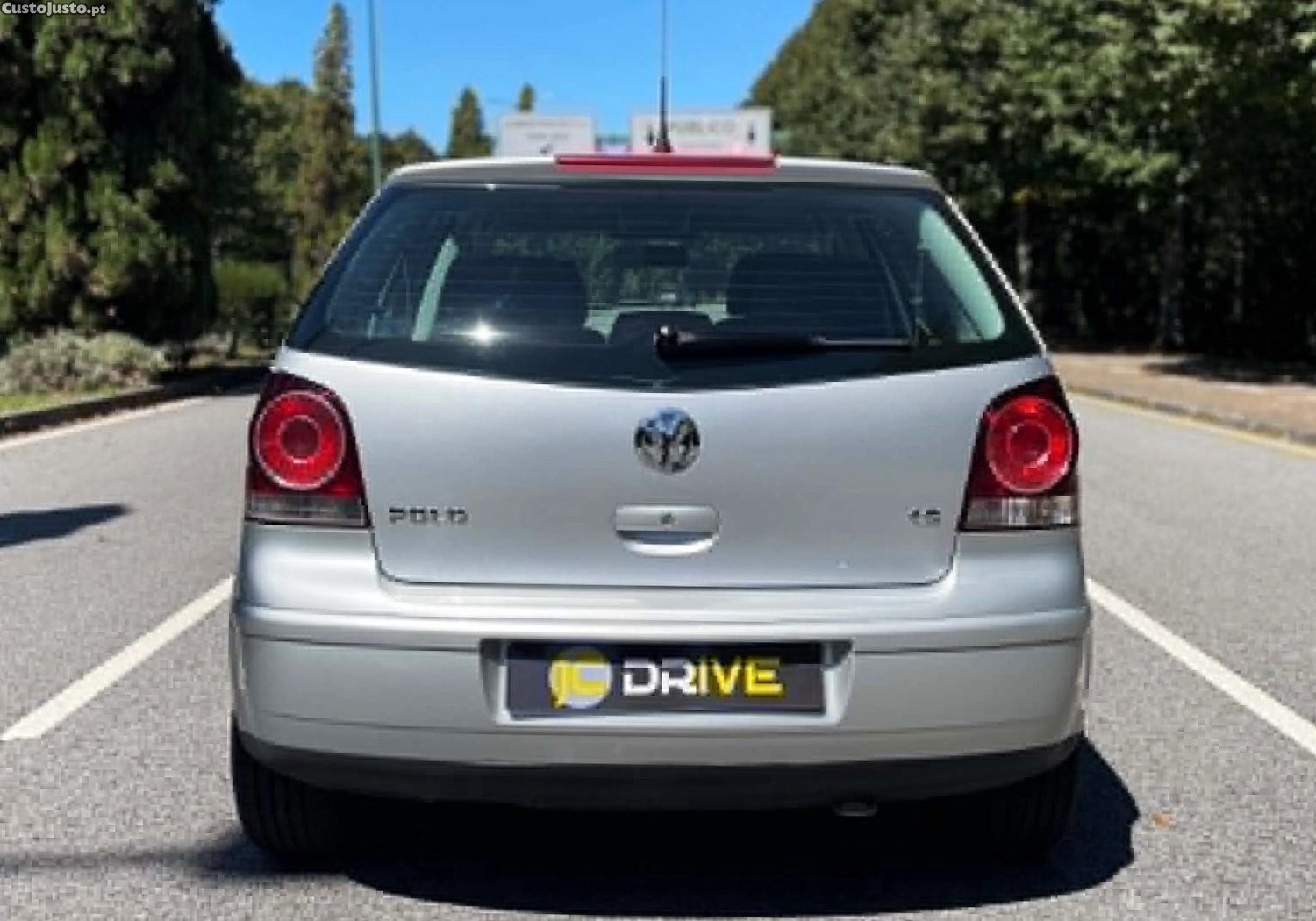 Volkswagen Polo 1.2 Confortline AC — fotografia 8