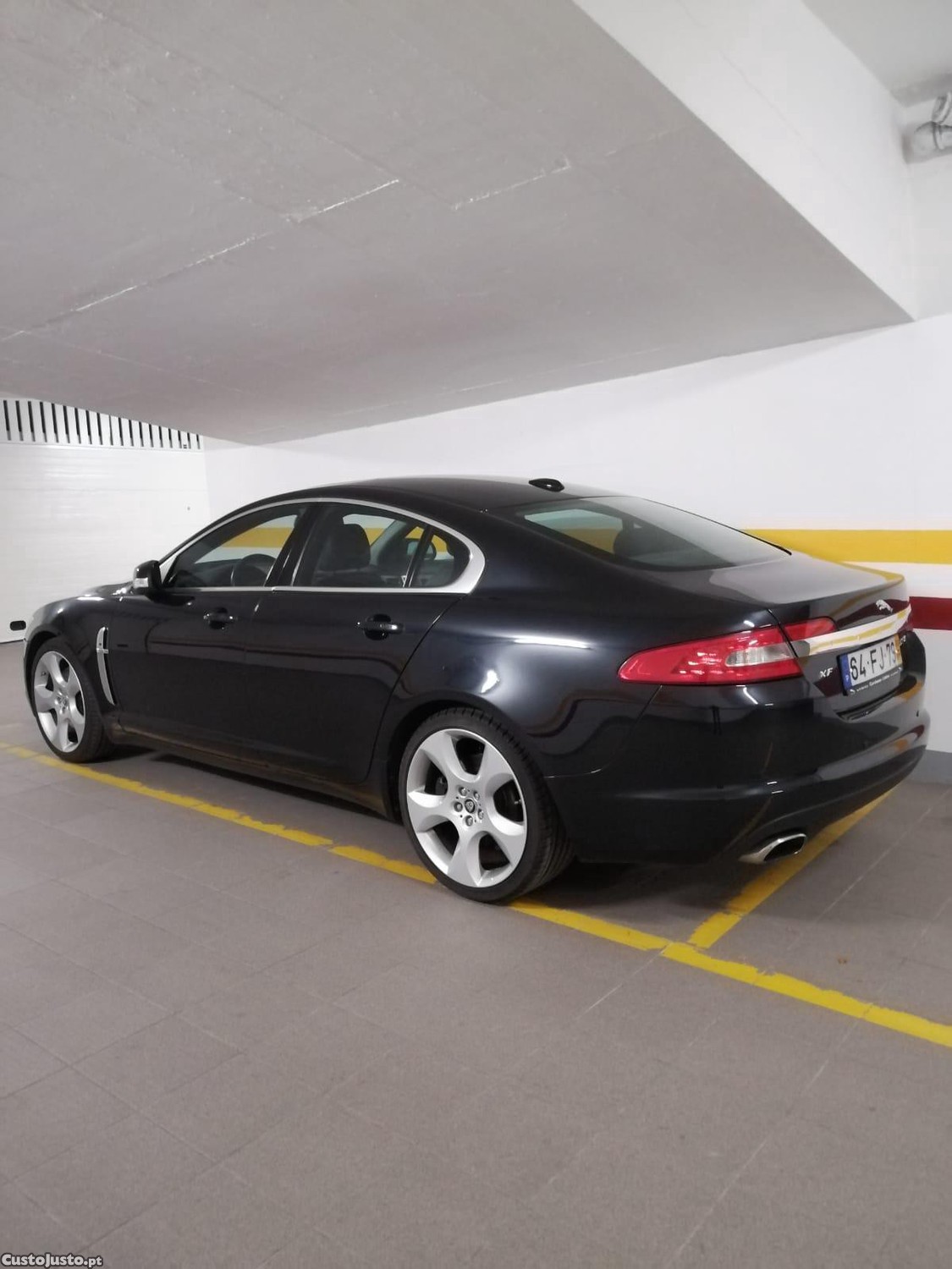 Jaguar XF 4.2 V8 Supercharged SV8 - 420 cv — fotografia 7