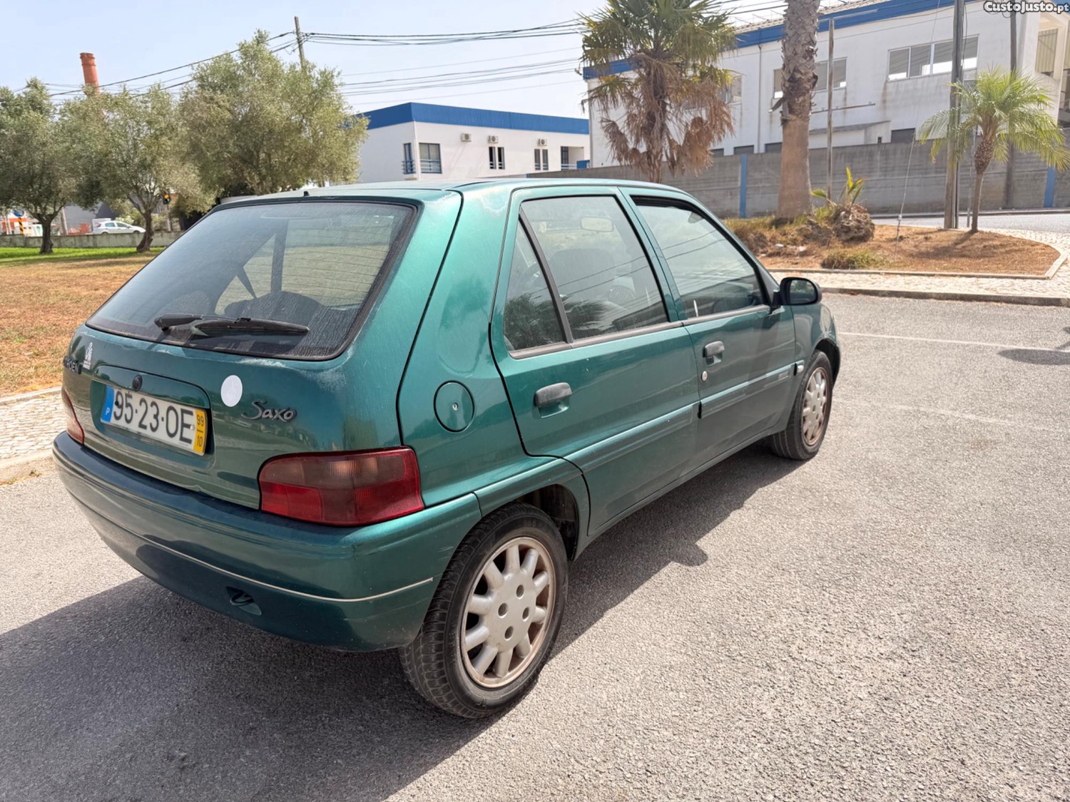 Citroën Saxo 1.5 diesel — fotografia 7
