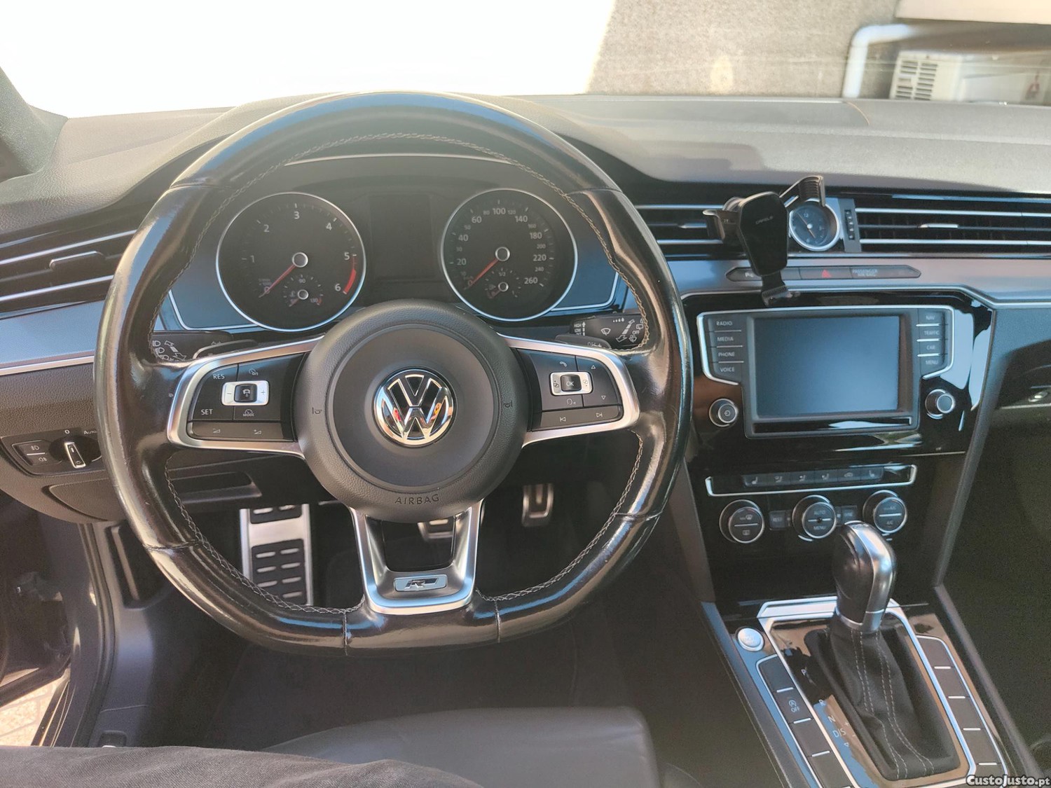 Volkswagen Passat 2.0 Tdi R-Line — fotografia 2