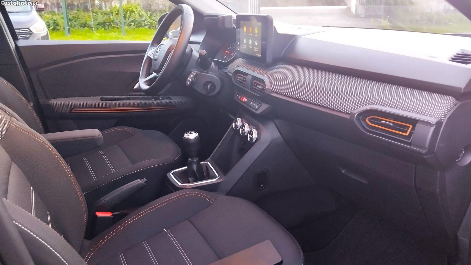 Dacia Sandero 1.0 ECO-G Stepway Expression Bi-Fuel - 22 foto 4