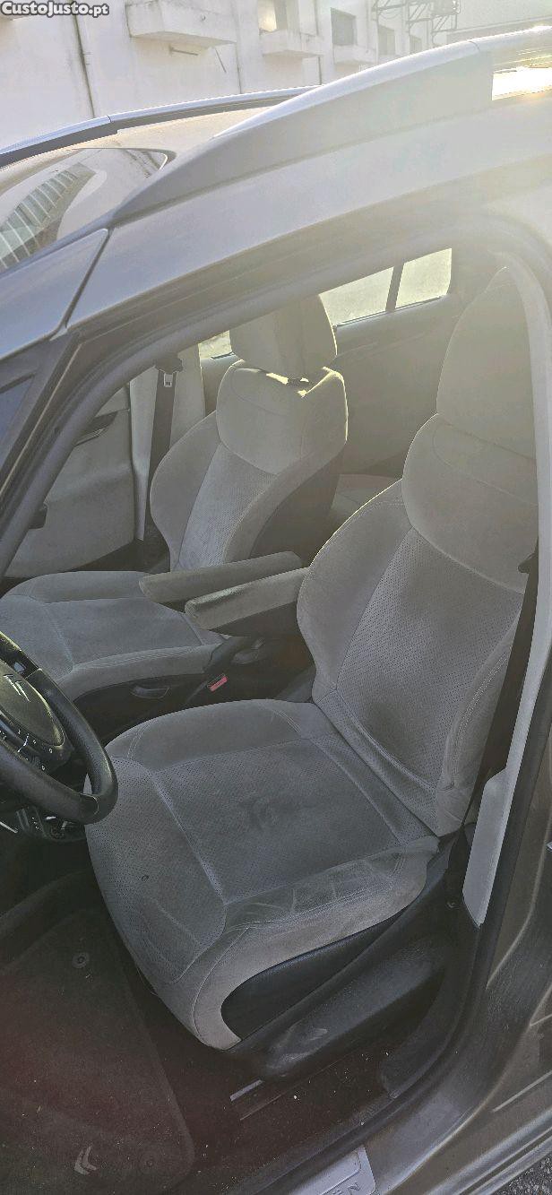 Citroën C4 Grand Picasso 7 lugares — fotografia 11