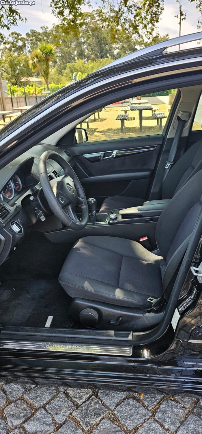 Mercedes-Benz C 220 C220 — fotografia 5