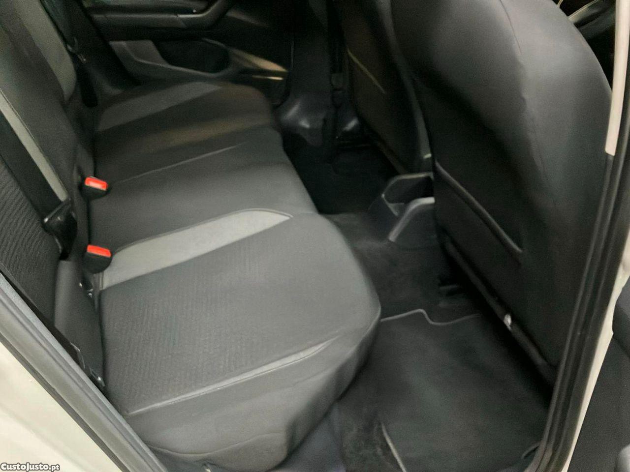 Volkswagen Taigo 1.0 TSI Life — fotografia 7