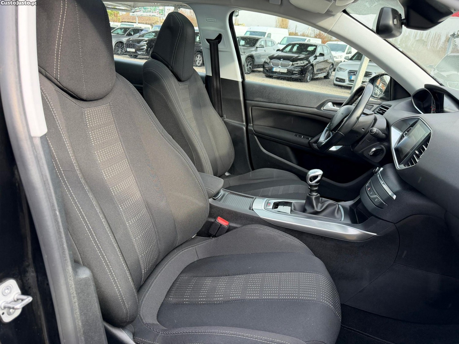 Peugeot 308 SW 1.6 BlueHDi Allure J17 — fotografia 4