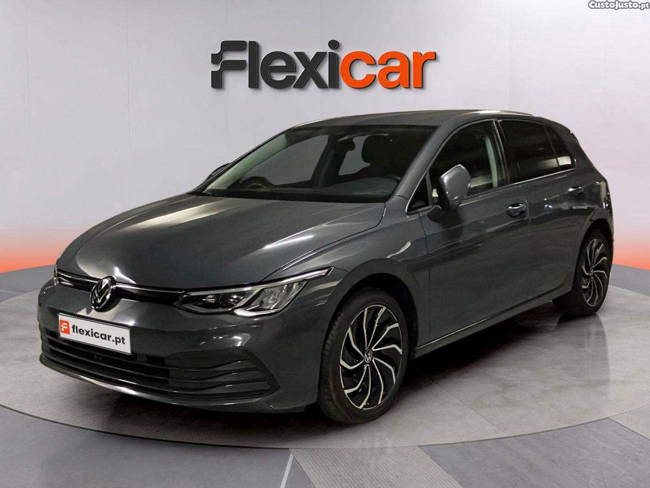 VW Golf 1.0 TSI Life - 23 — photo 2