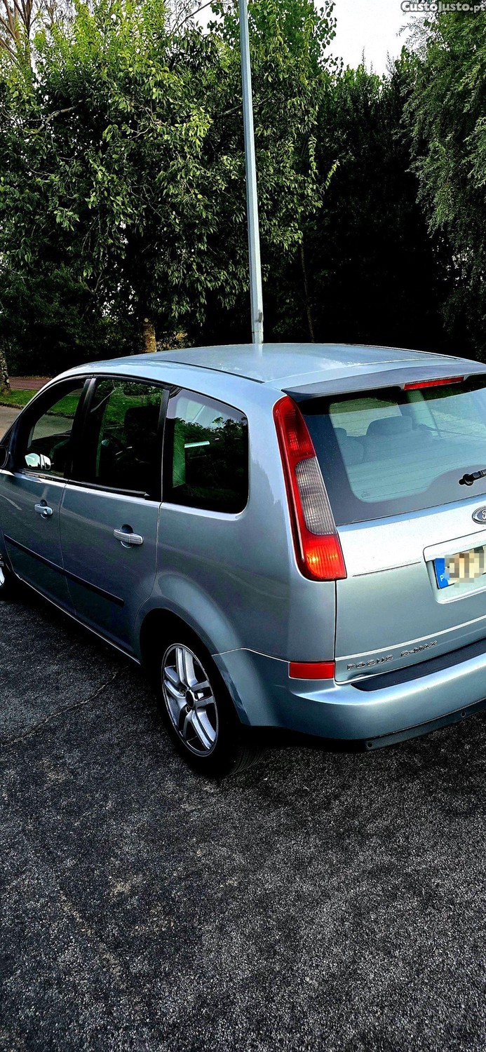 Ford C-Max 1.6 cdti 110cv — fotografia 7