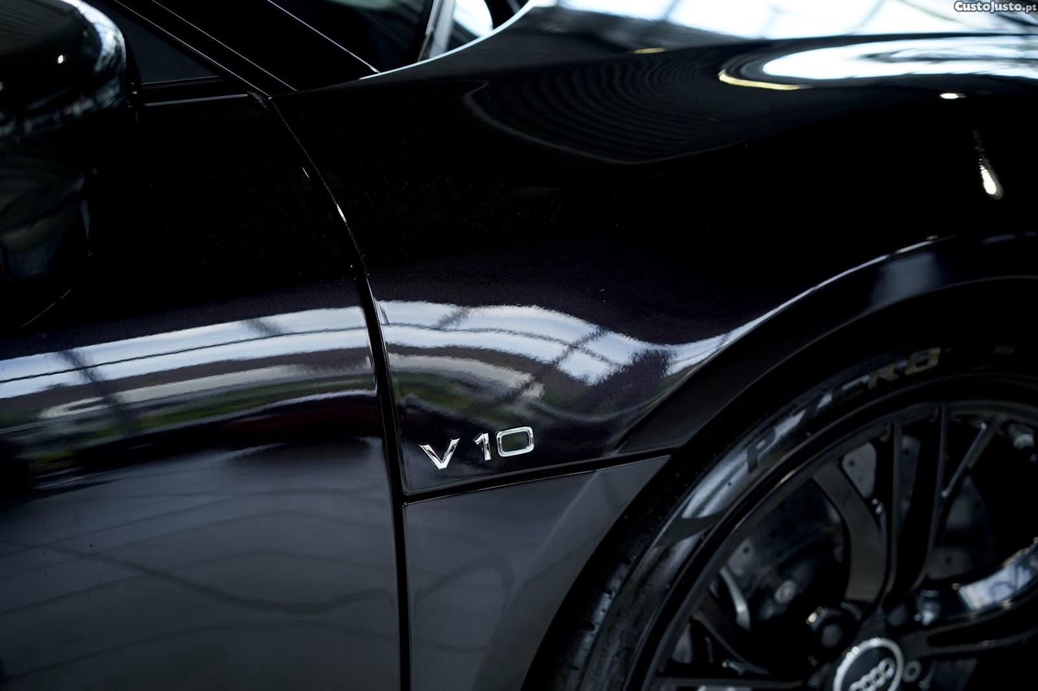 Audi R8 5.2 FSi V10 — fotografia 4