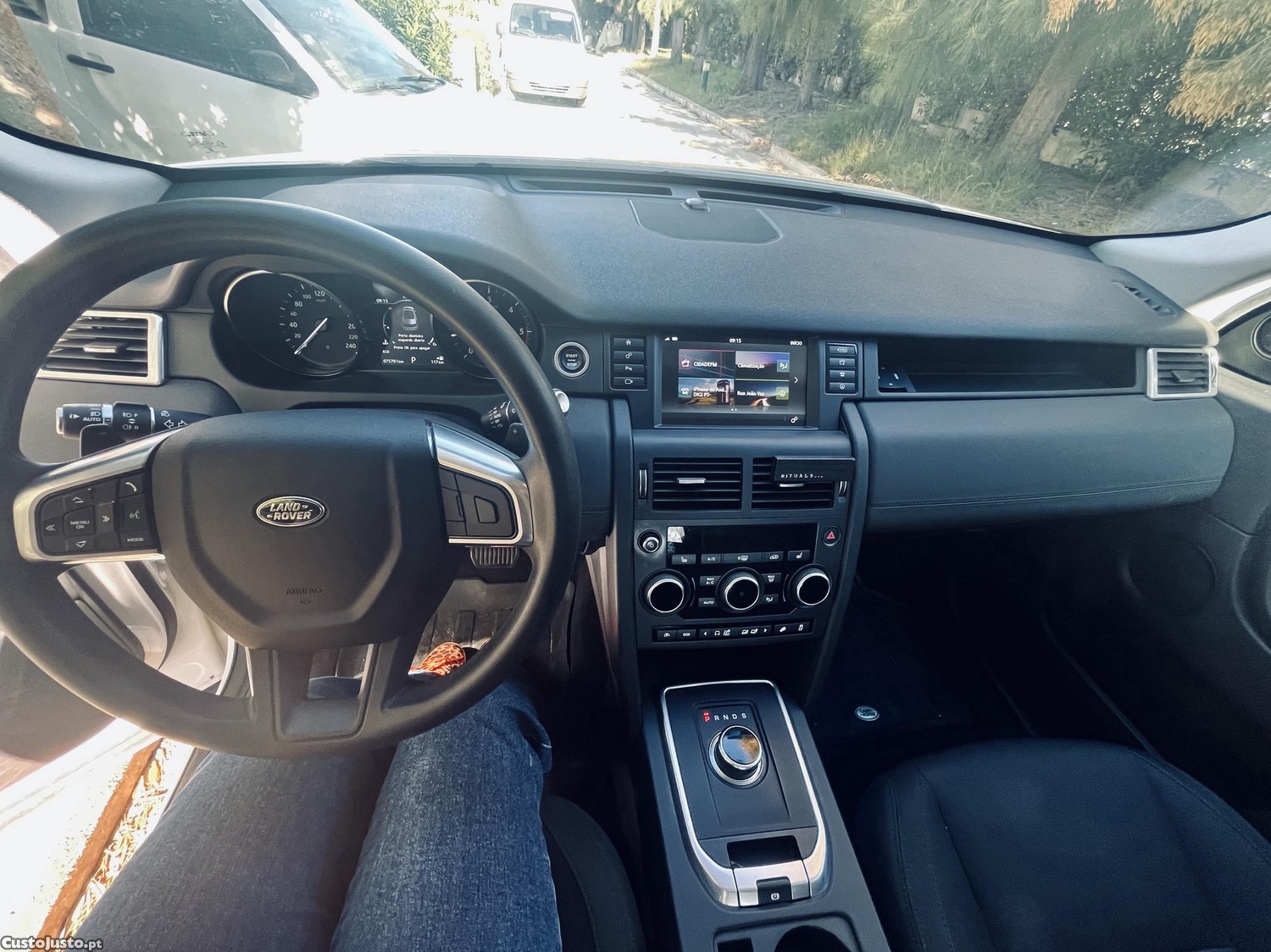 Land Rover Discovery Sport - 17 foto 4