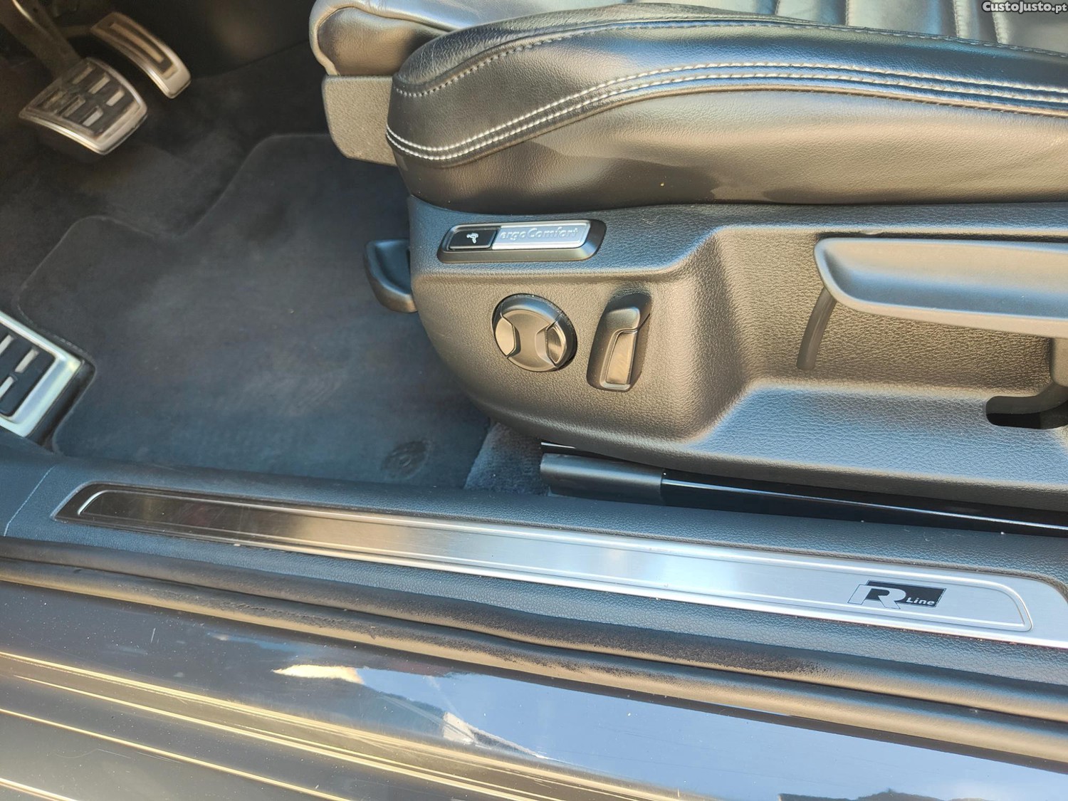 Volkswagen Passat 2.0 Tdi R-Line — fotografia 9