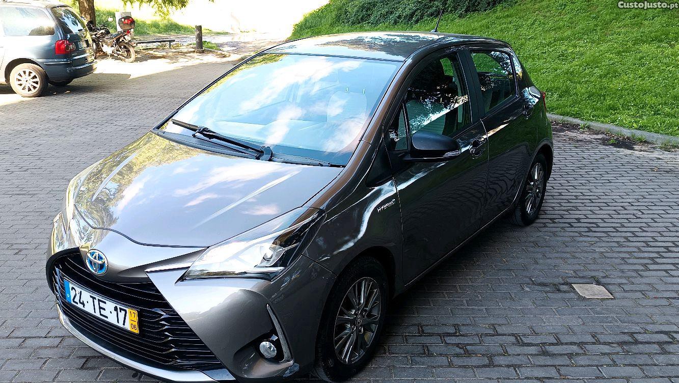 Toyota Yaris 1.5 híbrido 57Milkms Nac — fotografia 9