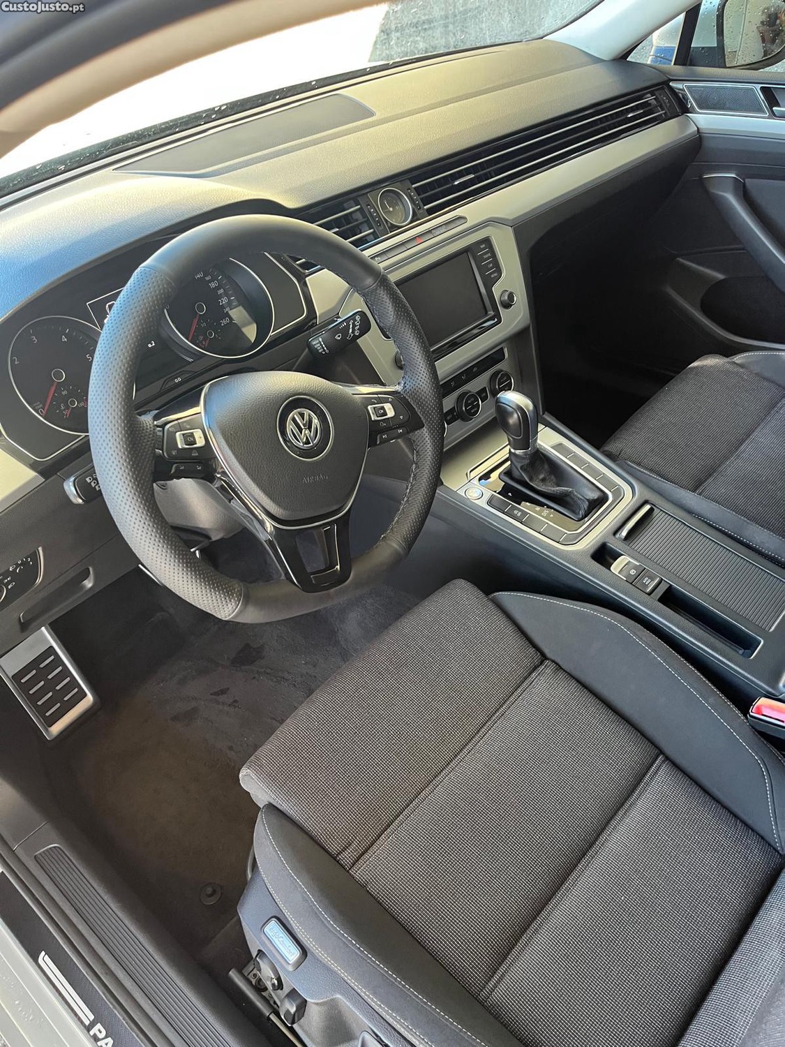 Volkswagen Passat Variant 2.0TDI DSG — fotografia 2