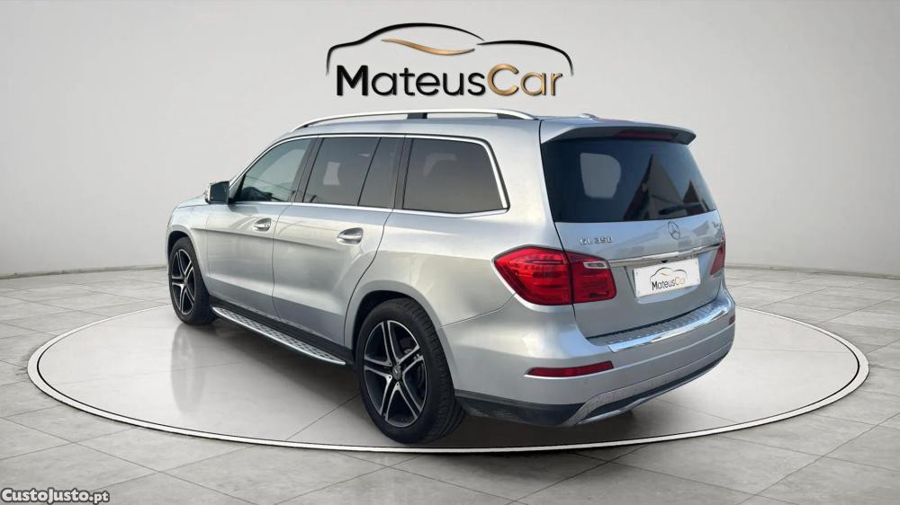 Mercedes-Benz GL 350 BlueTEC — fotografia 14