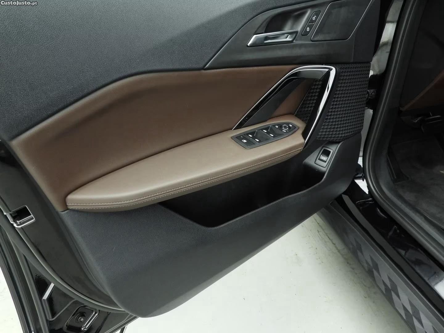 BMW iX2 eDrive20 — fotografia 23