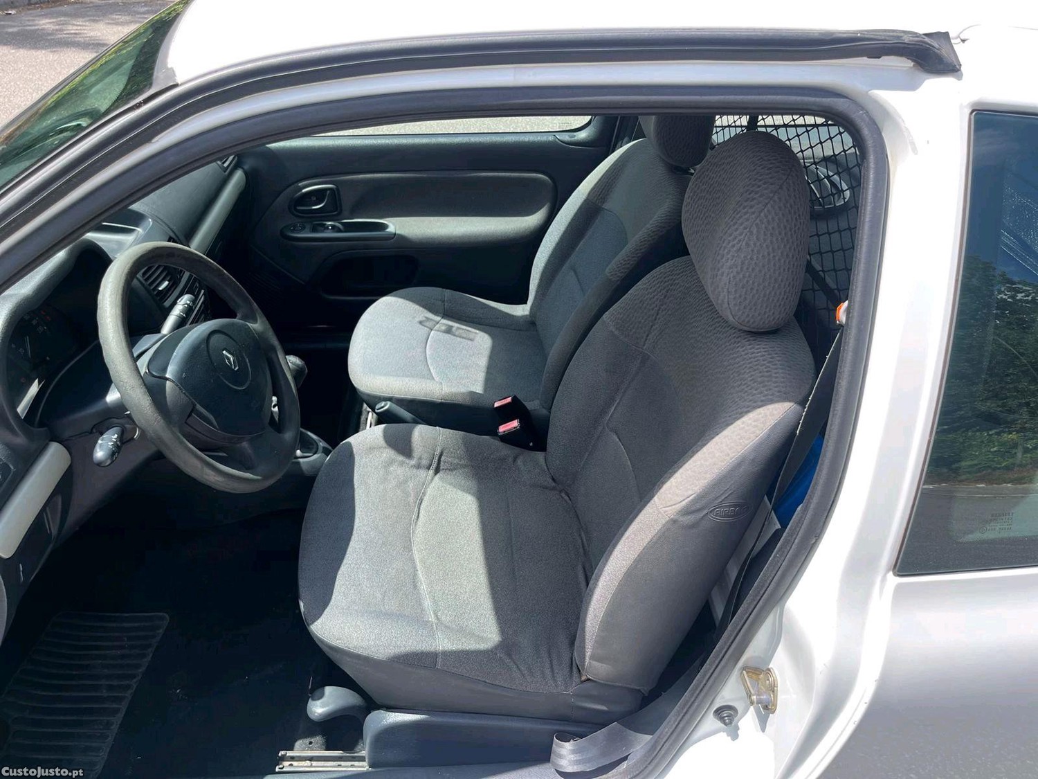 Renault Clio van 1.5 dci — fotografia 9